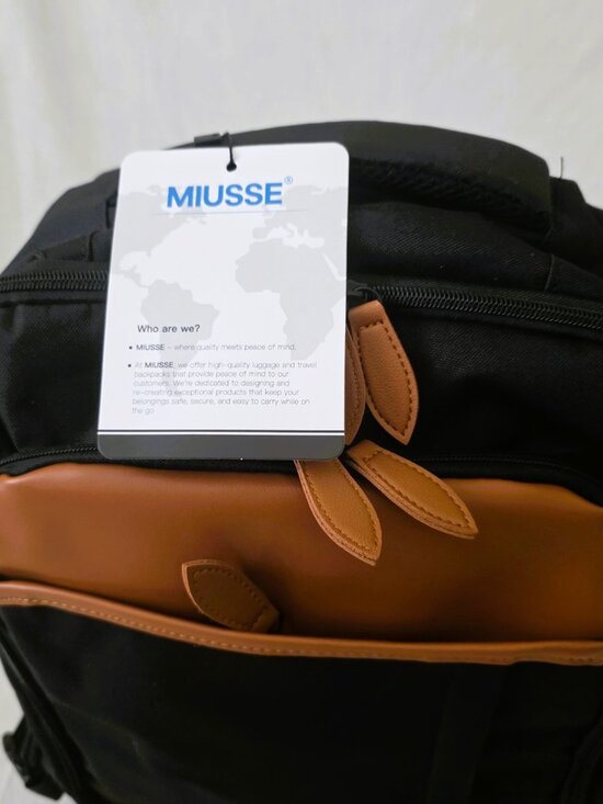 NWT! Muisse Laptop Travel Backpack Duffel Tote w/USB Cord and Luggage Strap main image 10